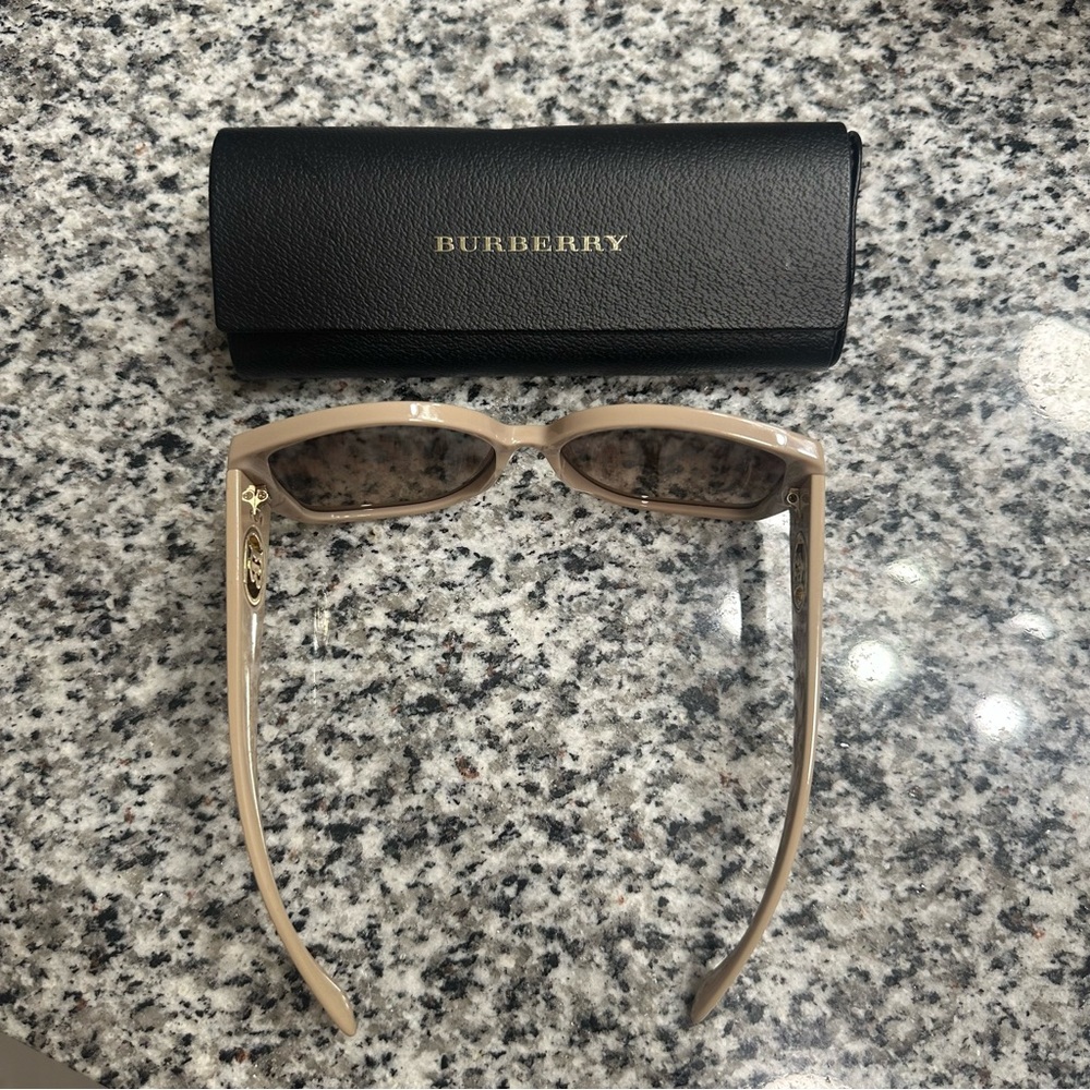Burberry Tan Sunglasses - Picture 2 of 6